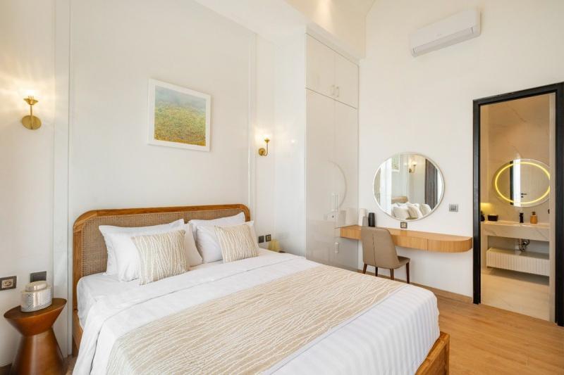 Brand New Modern Freehold Villa for Sale in Padonan Close to Canggu - [7]