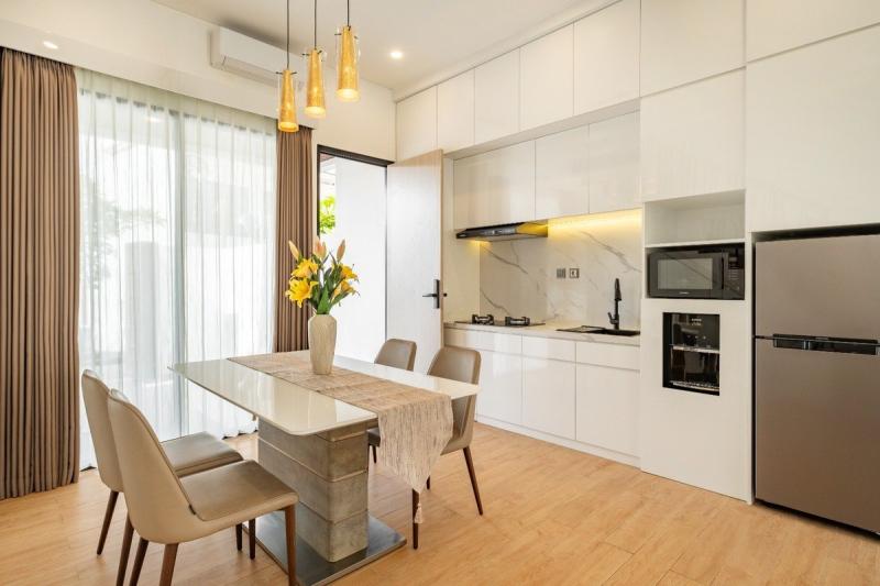 Brand New Modern Freehold Villa for Sale in Padonan Close to Canggu - [9]