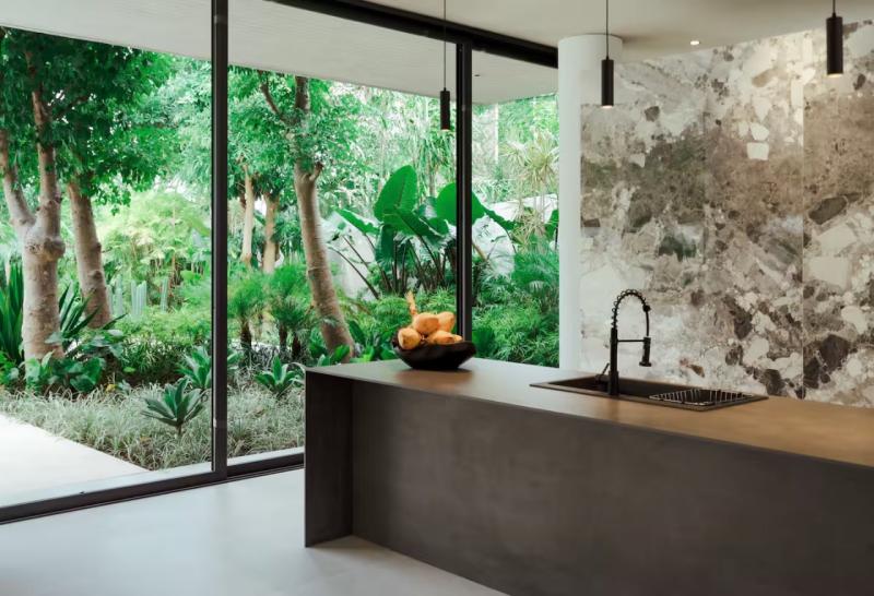 Villa for rent in Kayu Tulang Bali with 6 bedrooms a private pool and full service amenities - [1]