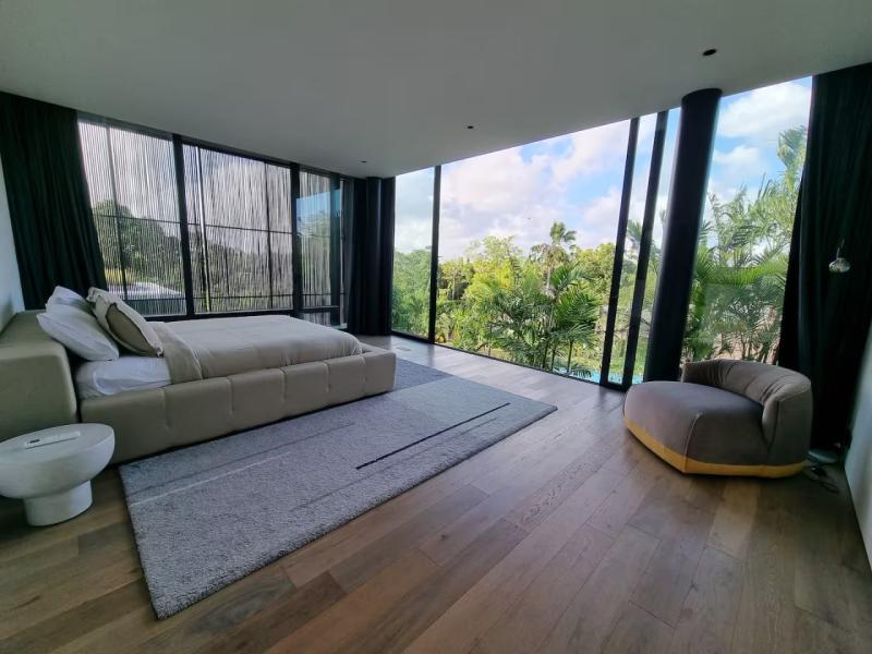 Villa for rent in Kayu Tulang Bali with 6 bedrooms a private pool and full service amenities - [24]