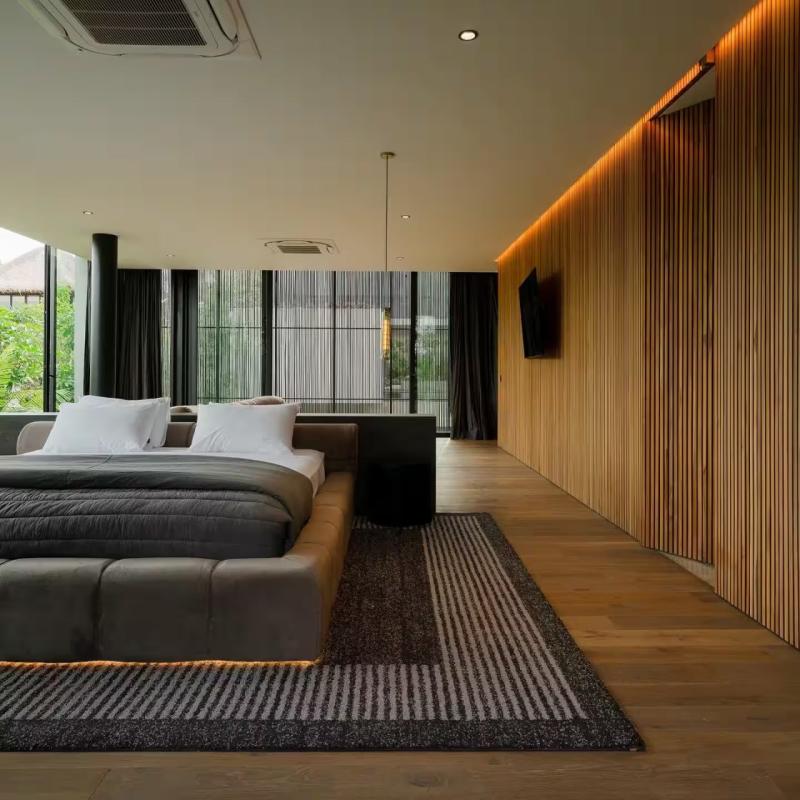 Villa for rent in Kayu Tulang Bali with 6 bedrooms a private pool and full service amenities - [28]