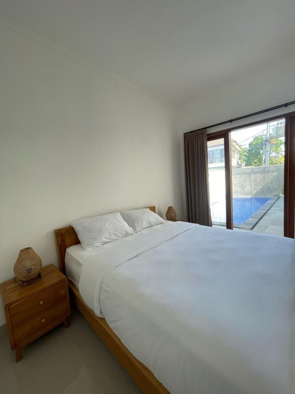 Long Term Rental Villa in Berawa Canggu with 3 Bedrooms and Modern Design - [3]