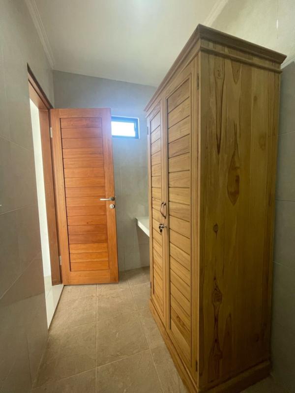 Long Term Rental Villa in Berawa Canggu with 3 Bedrooms and Modern Design - [11]
