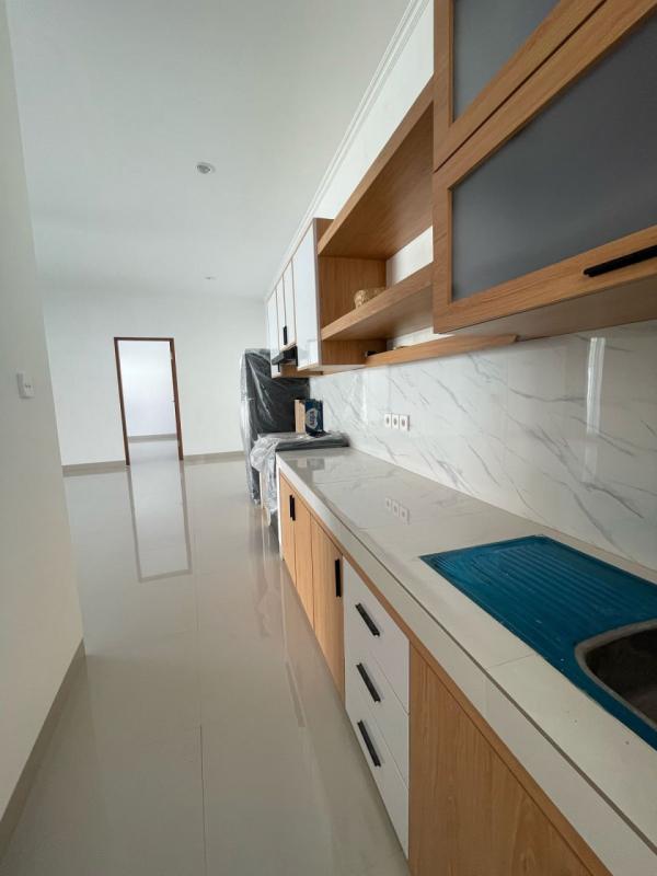 Long Term Rental Villa in Berawa Canggu with 3 Bedrooms and Modern Design - [17]