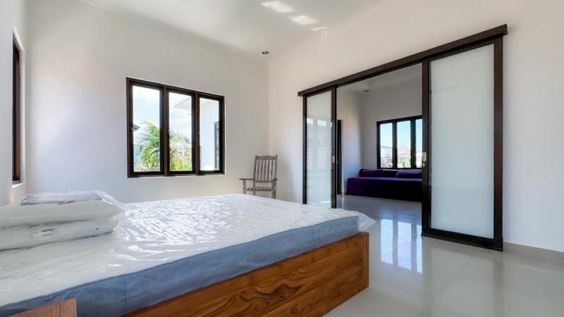 Modern 3 Bedroom Villa with Office and Pool for Rent in Pererenan Canggu - [8]
