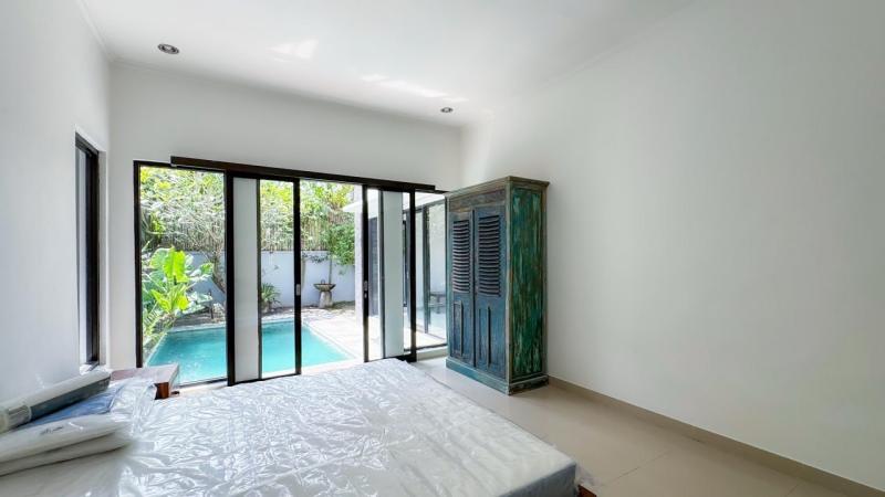 Modern 3 Bedroom Villa with Office and Pool for Rent in Pererenan Canggu - [12]