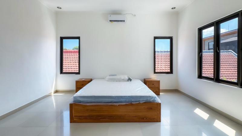 Modern 3 Bedroom Villa with Office and Pool for Rent in Pererenan Canggu - [14]