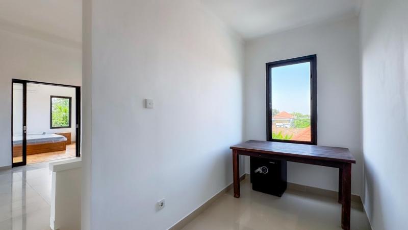 Modern 3 Bedroom Villa with Office and Pool for Rent in Pererenan Canggu - [15]