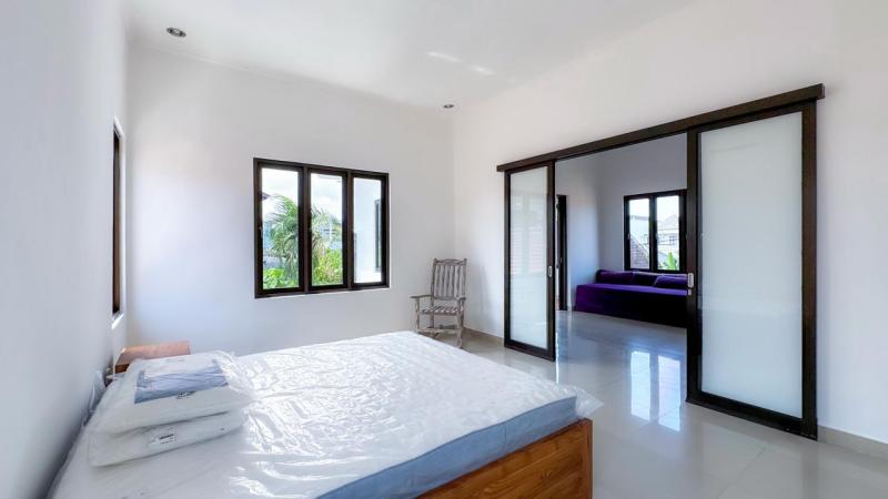 Modern 3 Bedroom Villa with Office and Pool for Rent in Pererenan Canggu - [18]