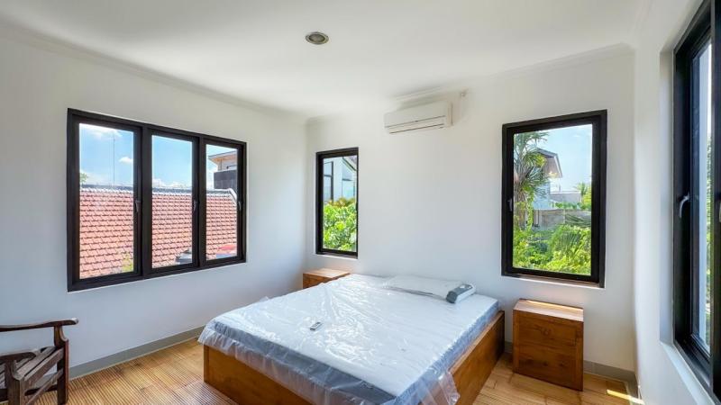 Modern 3 Bedroom Villa with Office and Pool for Rent in Pererenan Canggu - [19]