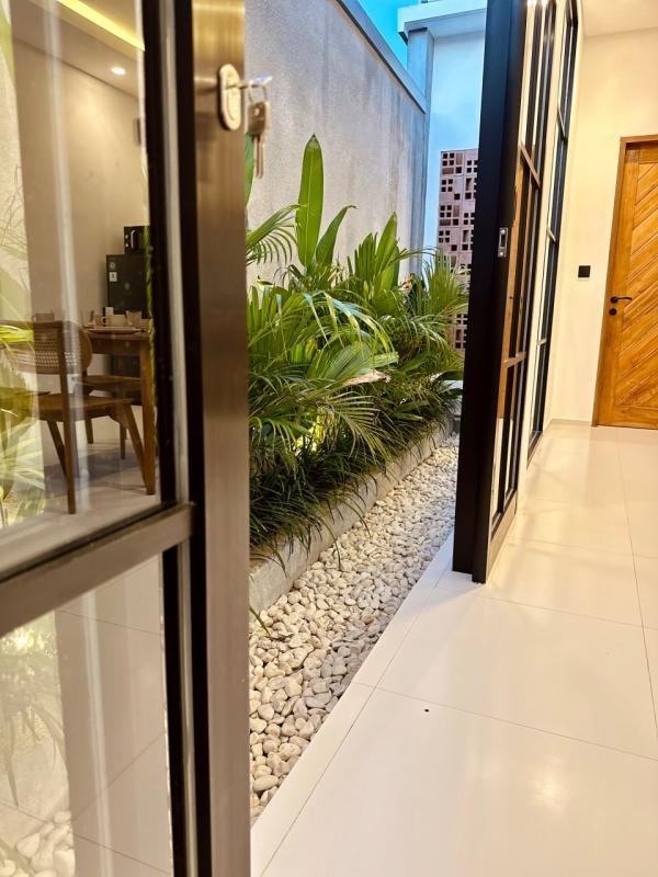 Villa for Rent in Batu Belig Near the Beach with 2 Bedrooms - [12]
