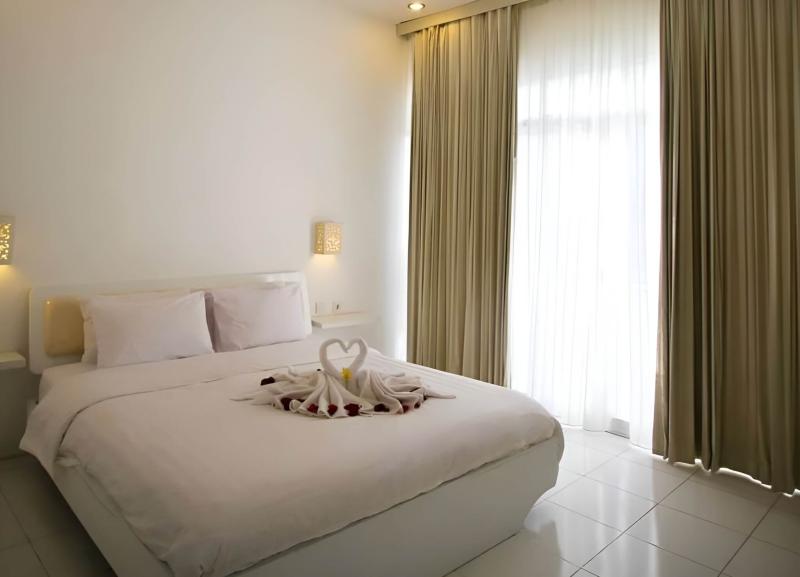 Villa with Wooden House and Private Pool for Rent in Ungasan Bali - [3]