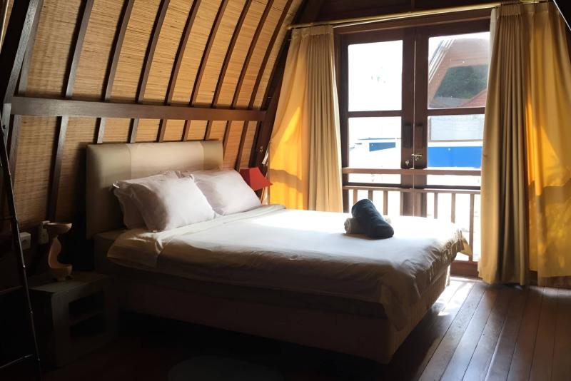 Villa with Wooden House and Private Pool for Rent in Ungasan Bali - [5]