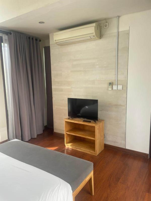Modern 2 Bedroom Villa with Private Pool in Berawa Canggu Near the Beach - [9]