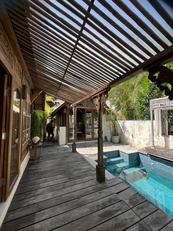 1 Bedroom Furnished Villa for Rent in Kerobokan Quiet Area with Private Pool and Regular Maintenance - [3]