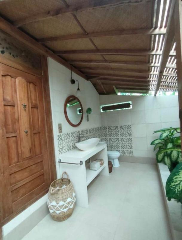 1 Bedroom Furnished Villa for Rent in Kerobokan Quiet Area with Private Pool and Regular Maintenance - [14]