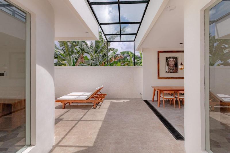 Modern 3 Bedroom Villa in Canggu with Rooftop and Pool - [6]