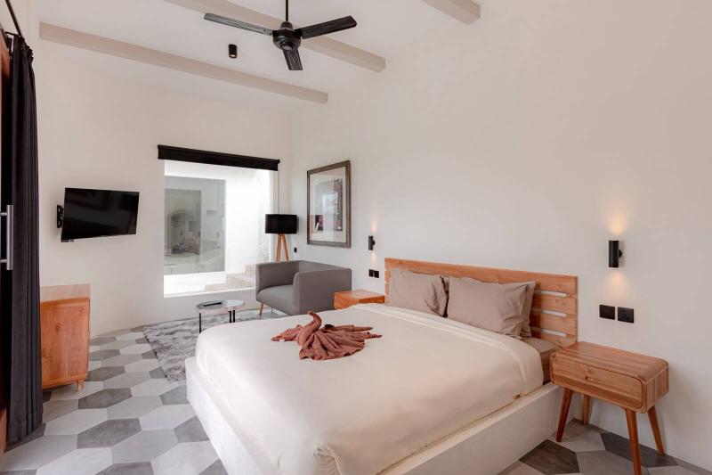 Modern 3 Bedroom Villa in Canggu with Rooftop and Pool - [15]
