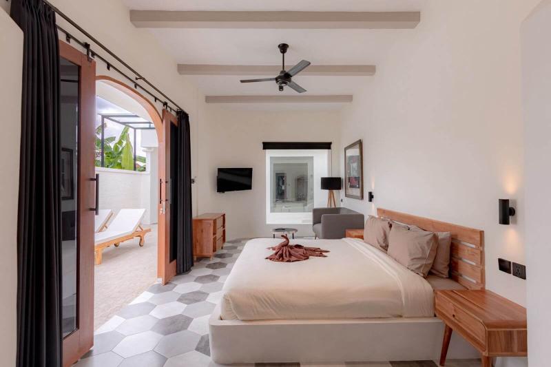 Modern 3 Bedroom Villa in Canggu with Rooftop and Pool - [16]