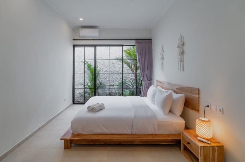 Uluwatu Leasehold Villa with 3 Bedrooms Close to GWK Perfect for Rent or Investment - [6]