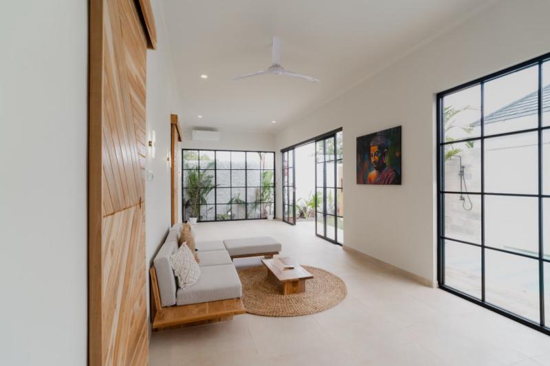 Uluwatu Leasehold Villa with 3 Bedrooms Close to GWK Perfect for Rent or Investment - [7]