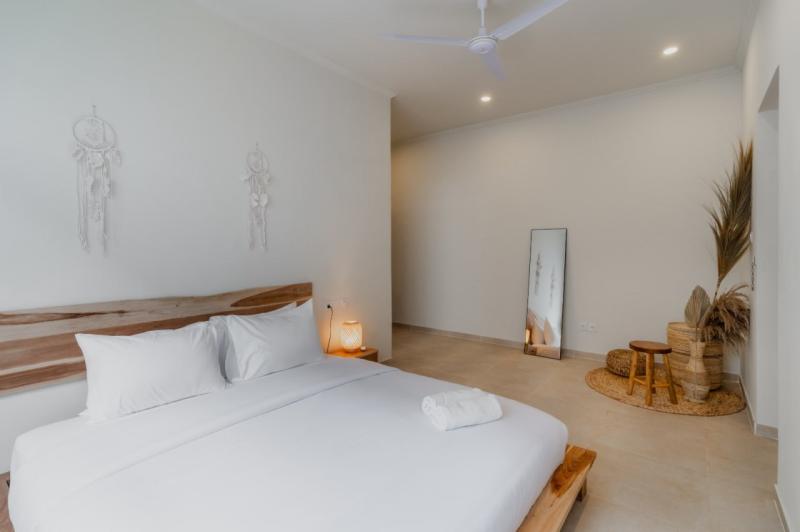 Uluwatu Leasehold Villa with 3 Bedrooms Close to GWK Perfect for Rent or Investment - [12]