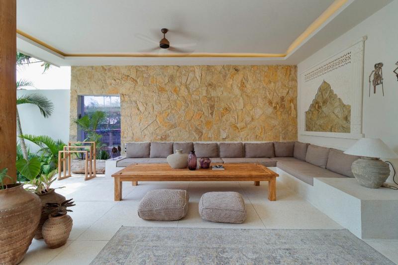 Luxury 3 Bedroom Villa in Berawa with Private Pool and 30 Year Leasehold - [8]