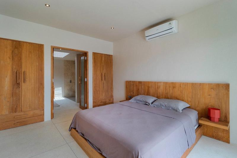 Luxury 3 Bedroom Villa in Berawa with Private Pool and 30 Year Leasehold - [10]
