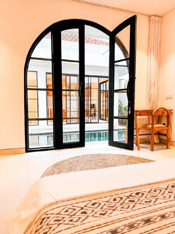 Modern Newly Built Villa in Berawa Canggu Offering 3 Bedrooms and Private Pool for Yearly Rent - [11]