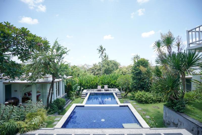Tropical 4 Bedroom Villa in Kayu Tulang Canggu for Monthly and Yearly Rental - [1]