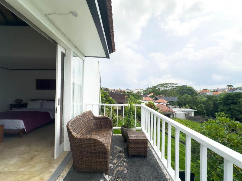 Tropical 4 Bedroom Villa in Kayu Tulang Canggu for Monthly and Yearly Rental - [14]