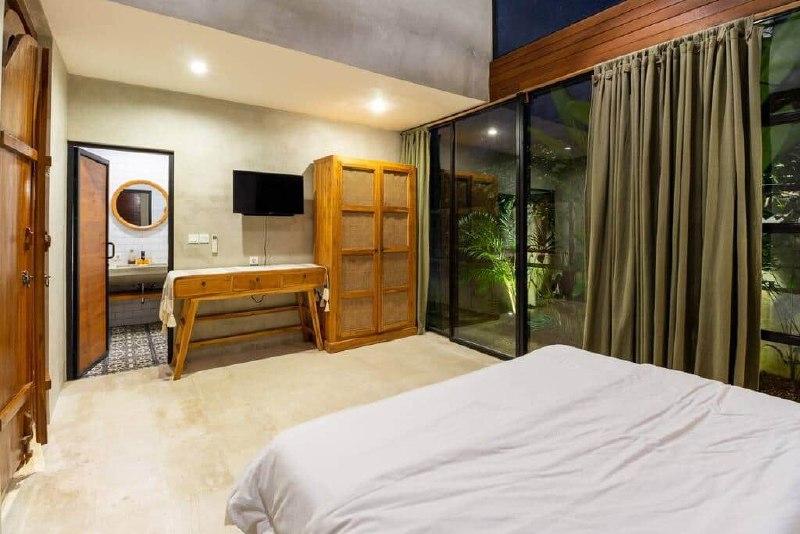 A Cozy Rustic Villa With A Tropical Garden And Private Pool In Pererenan Bali Is Available For Rent - [12]