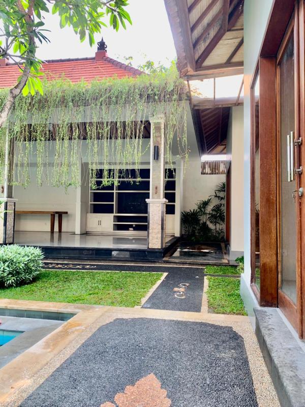 10 Year Leasehold Villa for Sale in Umalas Bali Near Seminyak and Canggu - [2]