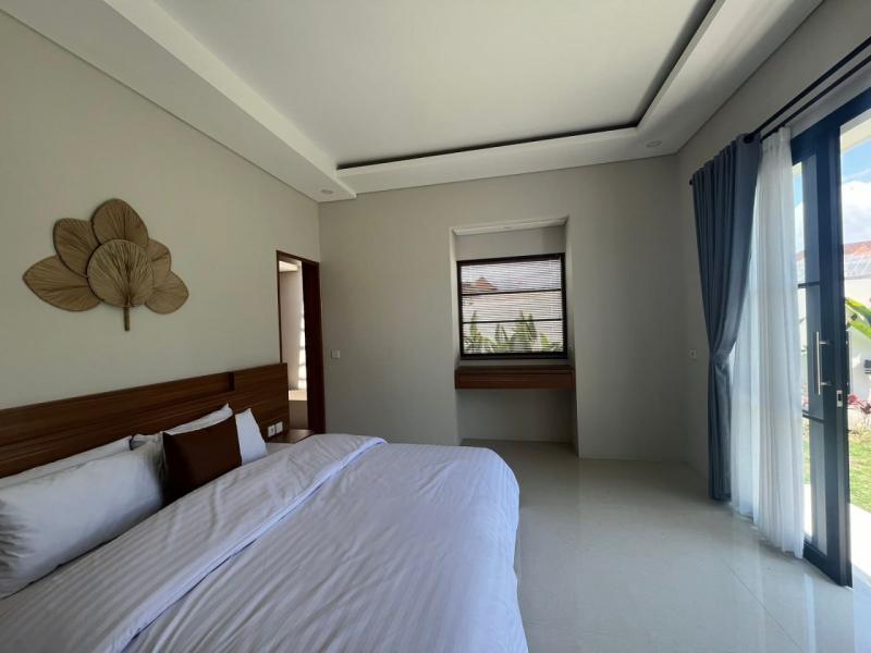 Leasehold 20 Years Modern Villa with Big Garden in Padonan Canggu - [9]