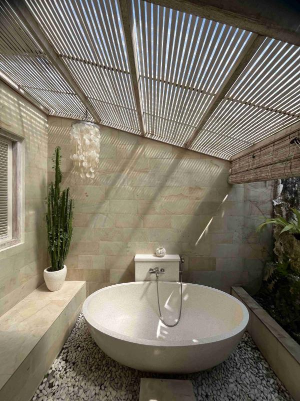 3 Bedroom Furnished Villa for Rent in Kerobokan Quiet Area with Private Pool and Regular Maintenance - [20]