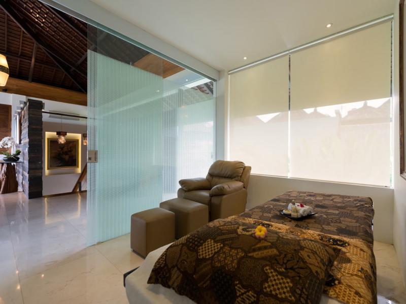 Luxury Ocean View Freehold Villa for Sale in Jimbaran Bali - [10]