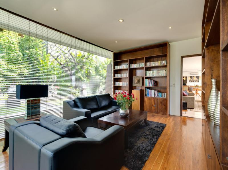 Luxury Ocean View Freehold Villa for Sale in Jimbaran Bali - [12]