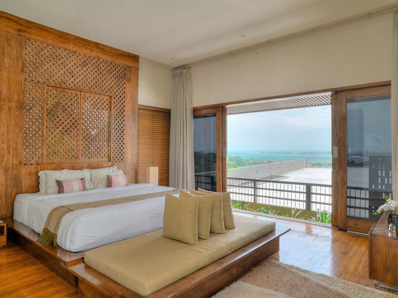 Luxury Ocean View Freehold Villa for Sale in Jimbaran Bali - [23]