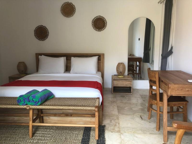 Modern Private Villa for Rent in Tumbak Bayuh Bali with Garden and Pool - [20]