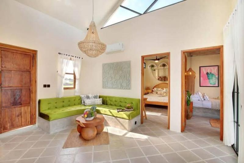 Spacious Two Bedroom Villa for Rent in Buduk Ten Minutes from Canggu - [7]