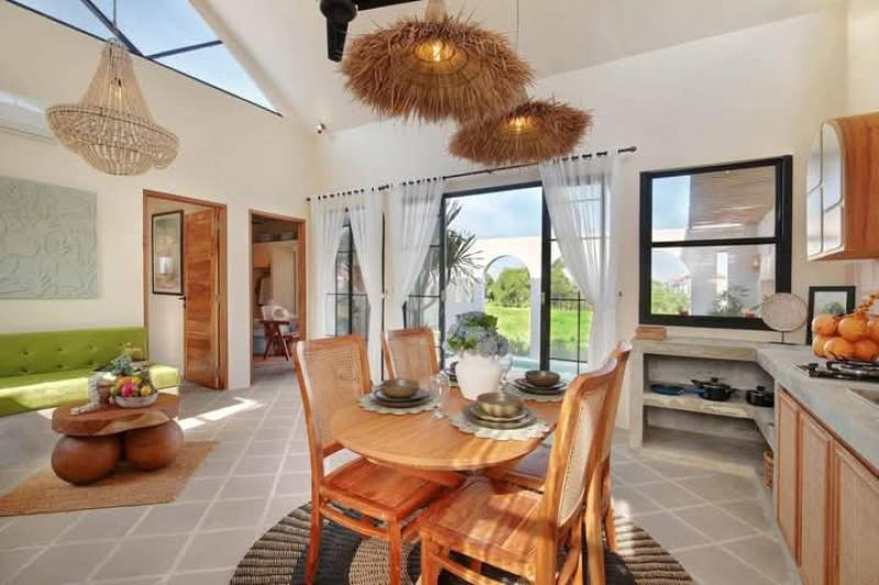 Spacious Two Bedroom Villa for Rent in Buduk Ten Minutes from Canggu - [15]
