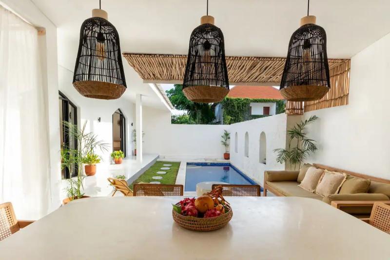 Bohemian Modern 2 Bedroom Villa for Rent in Padonan Canggu with Private Pool - [7]
