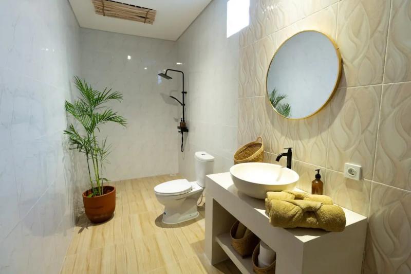 Bohemian Modern 2 Bedroom Villa for Rent in Padonan Canggu with Private Pool - [10]