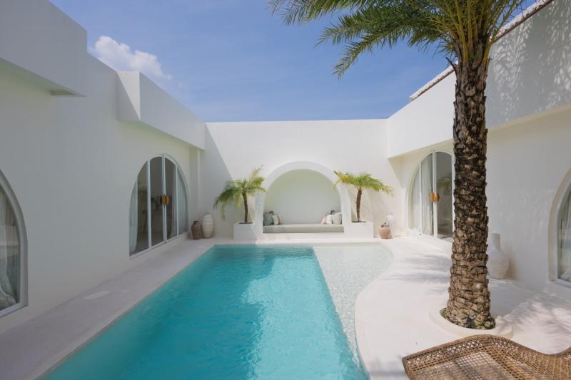 Villa for Rent 3 Bedroom Mediterranean Style in Padonan, Canggu, Bali - [8]