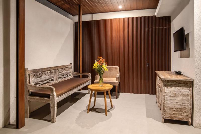 Villa for Rent Yearly with 3 Bedrooms Near Berawa Beach  - [6]