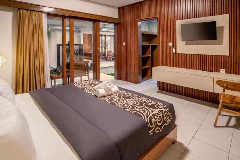 Villa for Rent Yearly with 3 Bedrooms Near Berawa Beach  - [19]