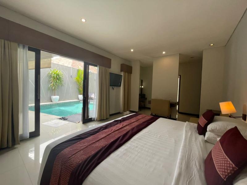 For Sale Villa in Umalas 3 Bedroom with Private Pool - [11]