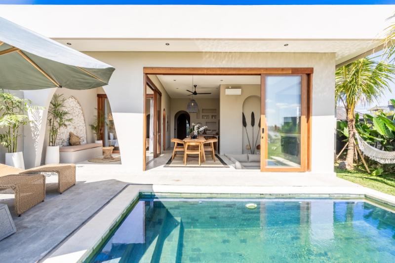 Cozy Villa for Monthly Rent in Tumbak Bayuh with Stunning Rice Field Views - [14]