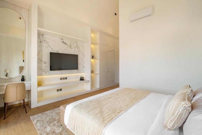 Brand New Modern Freehold Villa for Sale in Padonan Close to Canggu - [2]