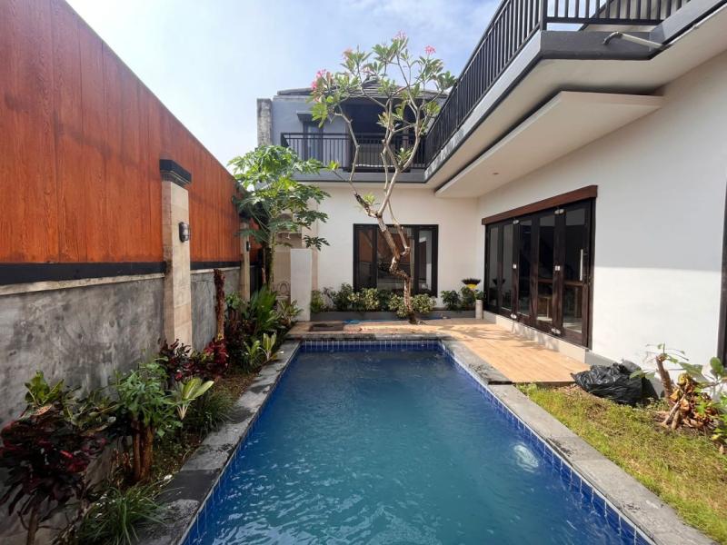 Villa for Sale in Babakan Canggu with Private Pool and Spacious Land - [2]